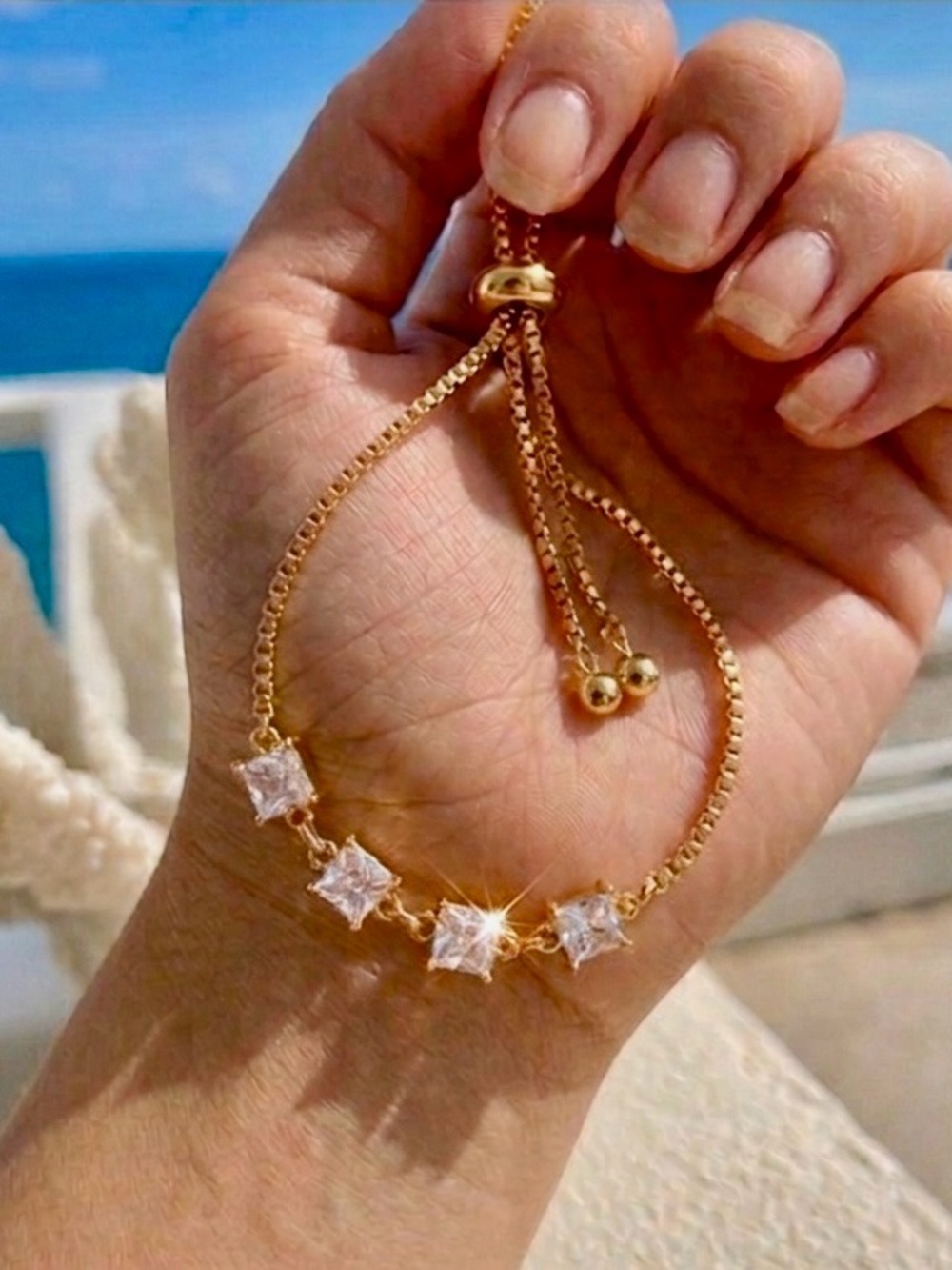 Elegant Gold Like Bracelet with Diamond like Stones